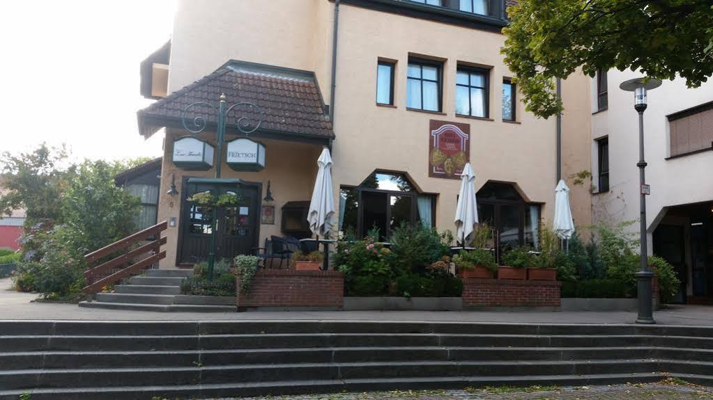 Hotel Zur Traube Moglingen Exterior foto